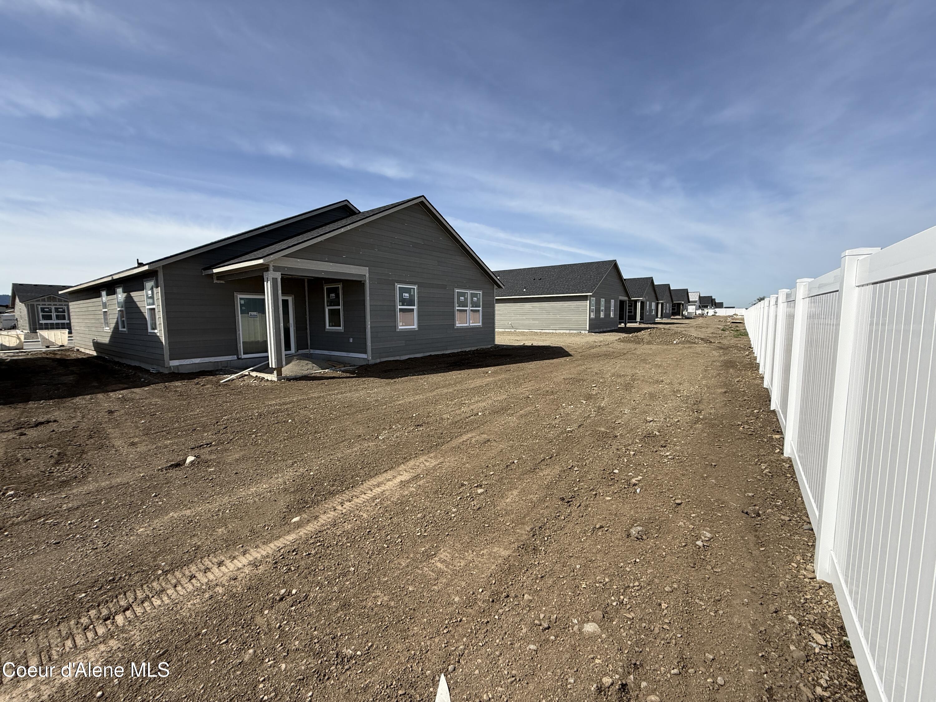 JUNE COMPLETION - 4 car garage! Highly sought after single story Whit – image 27