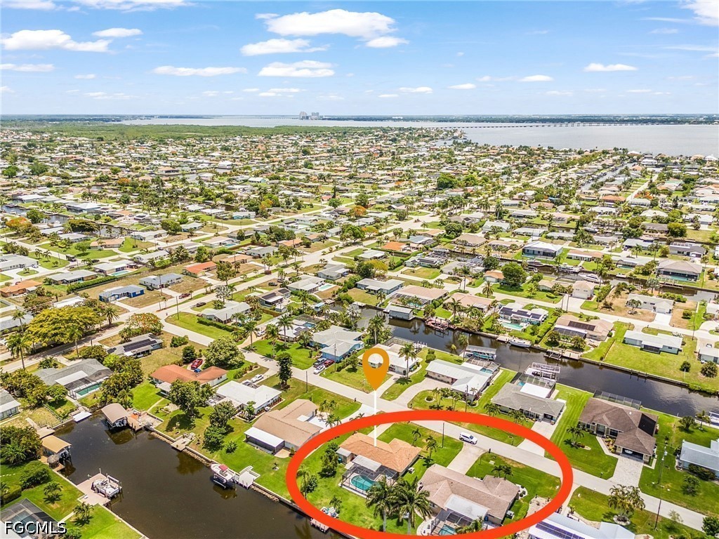 3022 & 3018 SE 17th Place — Exceptional Dual-Property Opportunity Rare – image 1