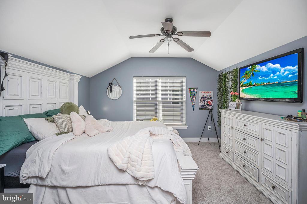 9 9 Sutter Drive, Fredericksburg, Virginia, 22405, USA, 5 Bedrooms Bedrooms, ,5 BathroomsBathrooms,Residential,For Sale,9 Sutter Drive,6112093a-7c20-4b1f-b5cb-6f9b80