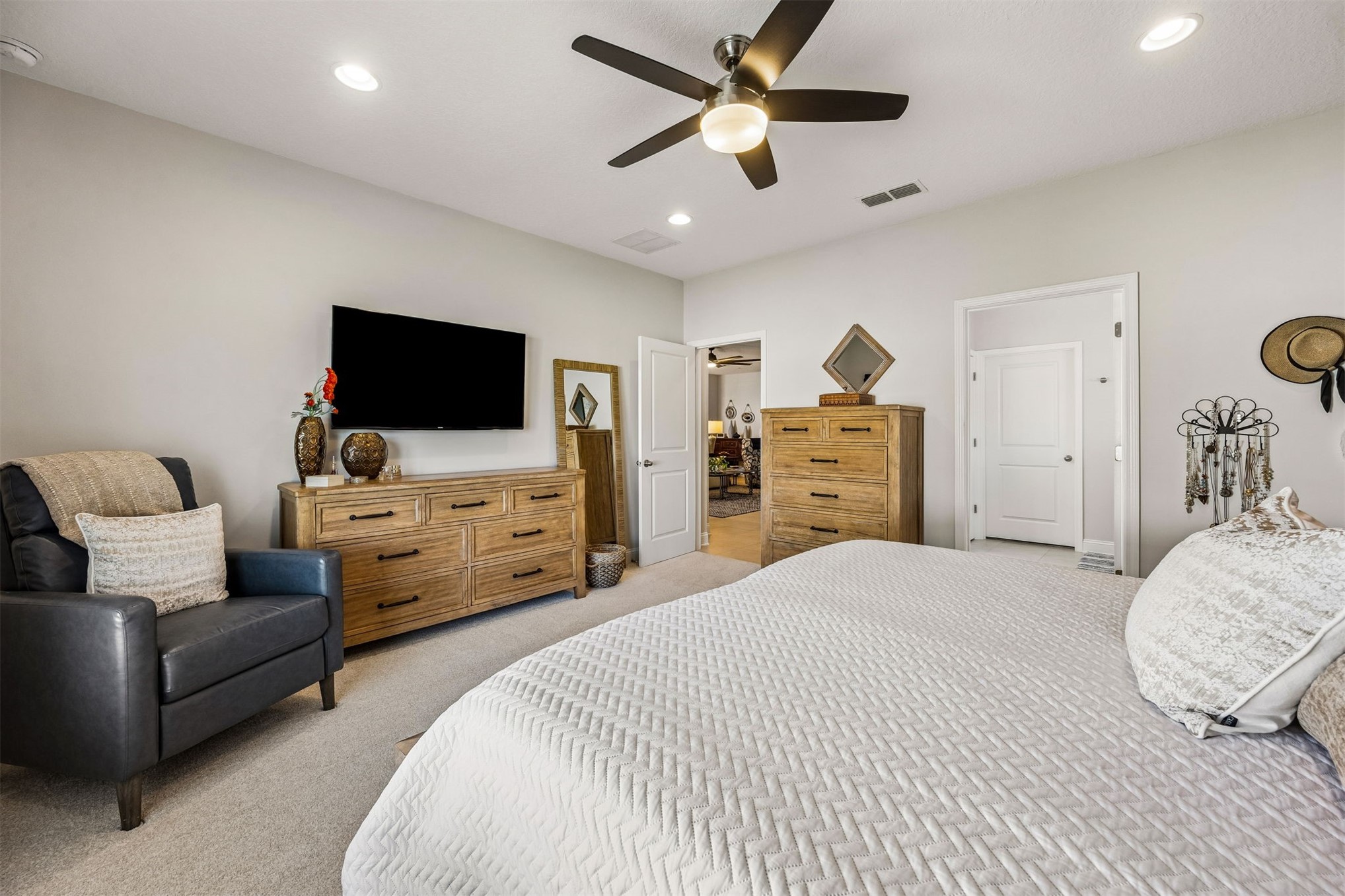 BACK ON MARKET DUE TO NO FAULT OF THE HOME OR SELLER!! CDD BOND PAID O – image 42