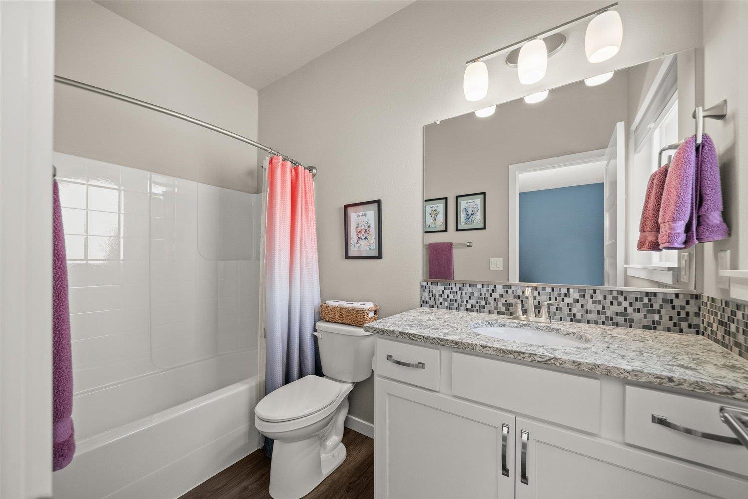 2368 2368 W Centennial Pl, Spokane, Washington, 99201, USA, 2 Bedrooms Bedrooms, ,3 BathroomsBathrooms,Residential,For Sale,2368 W Centennial Pl,202615375