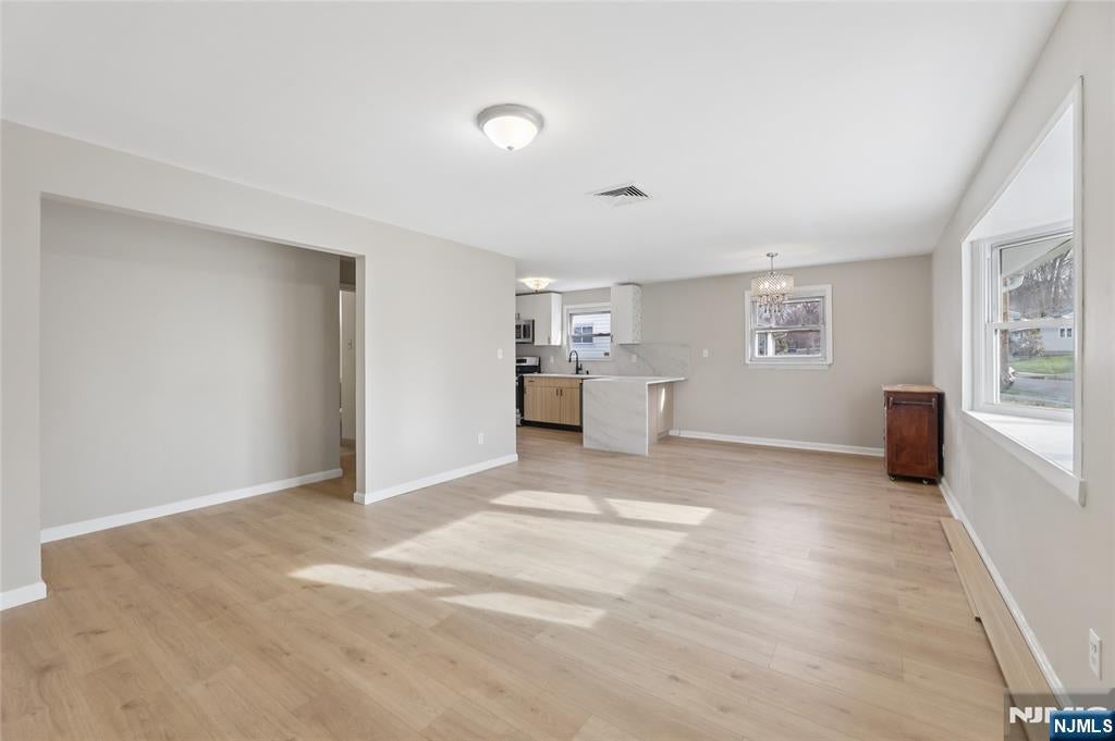 478 478 Riverside Terrace, Rutherford, New Jersey, 07070, USA, 4 Bedrooms Bedrooms, ,2 BathroomsBathrooms,Residential,For Sale,478 Riverside Terrace,70a6501e-e6ff-4e27-9a4a-d2de66