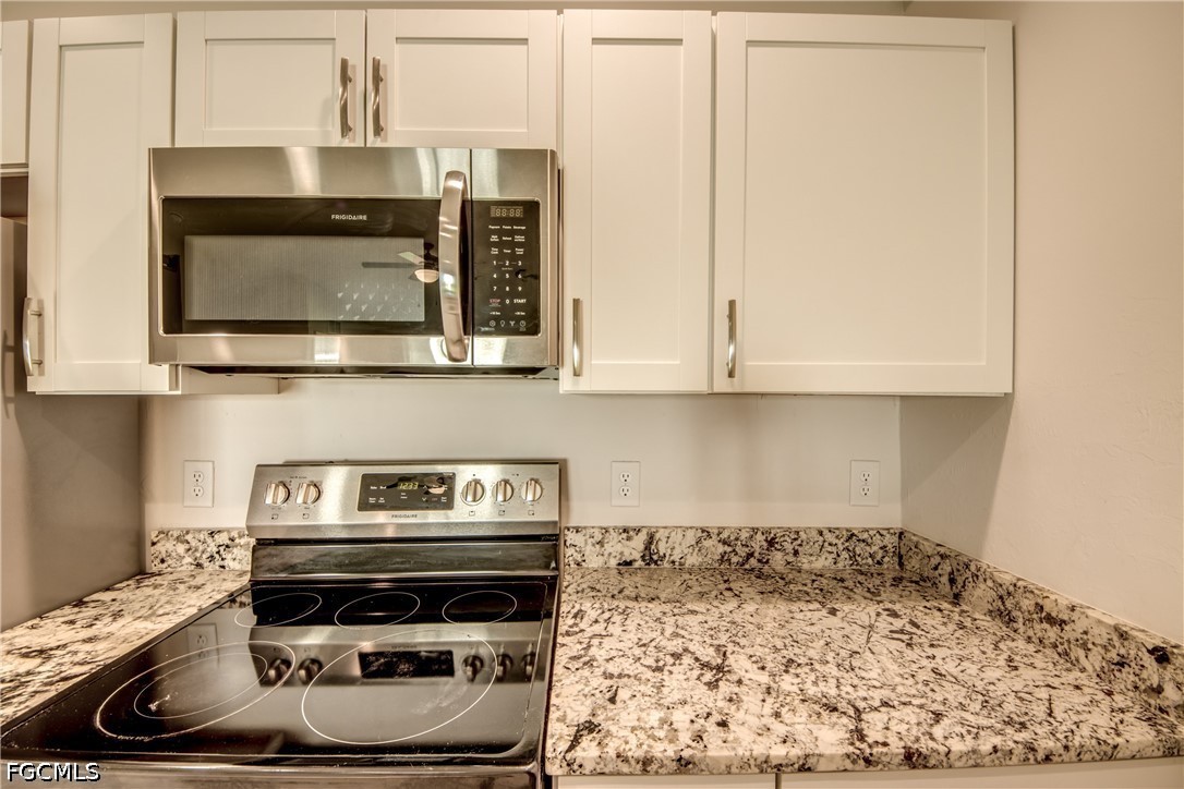 3814/3816 SW 15th Place, Cape Coral, Florida, 33914, USA, 6 Bedrooms Bedrooms, ,4 BathroomsBathrooms,Residential,For Sale,3814/3816 SW 15th Place,4ee870bd-e6f6-43e9-8e56-32f892