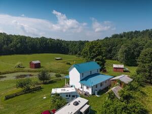 Offering One of the Most Beautiful Farms in Nicholas County A Rare opp – image 18