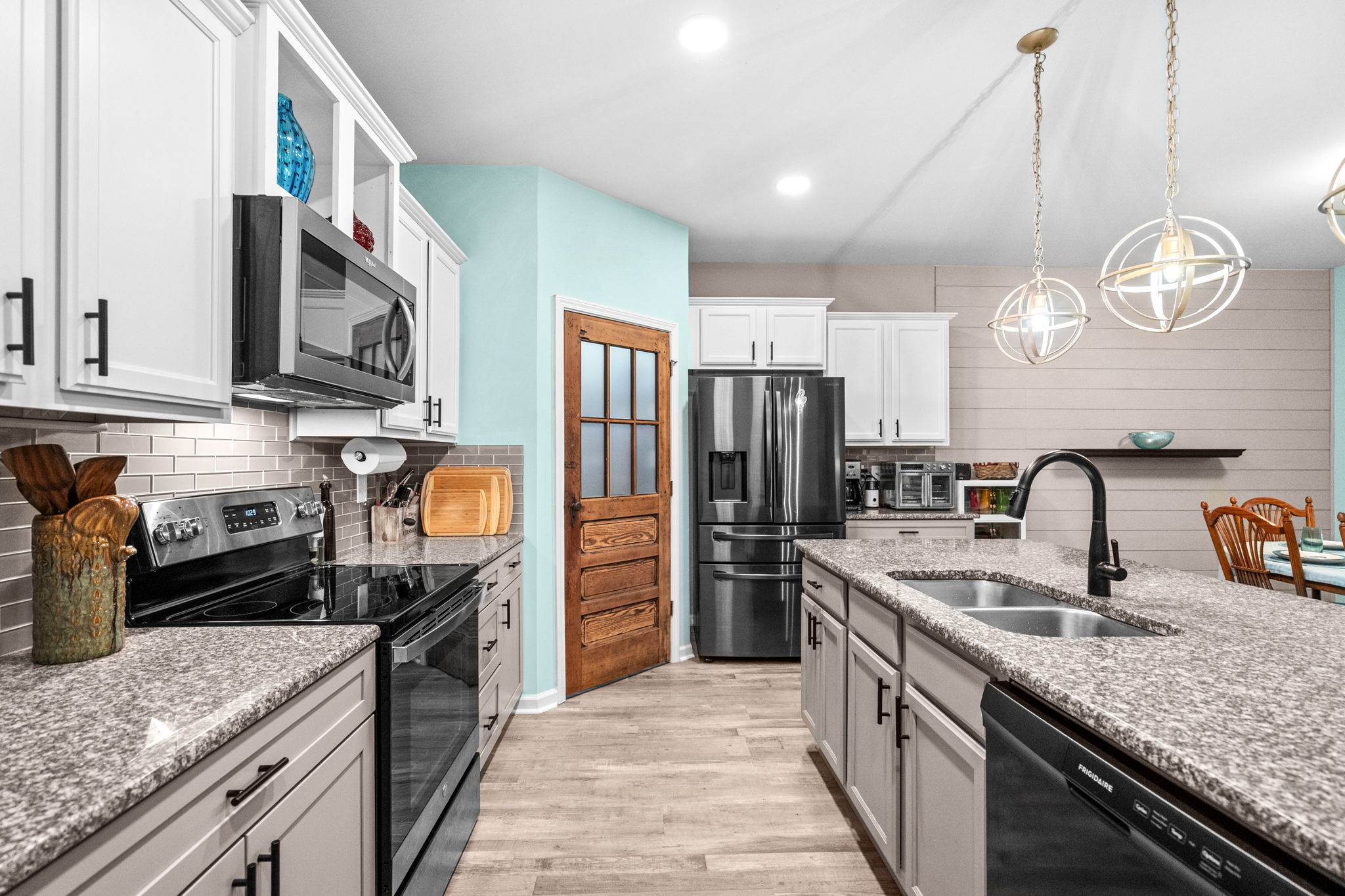 This is a beautifully maintained 4 BR/2BA one level, open concept ranc – image 24