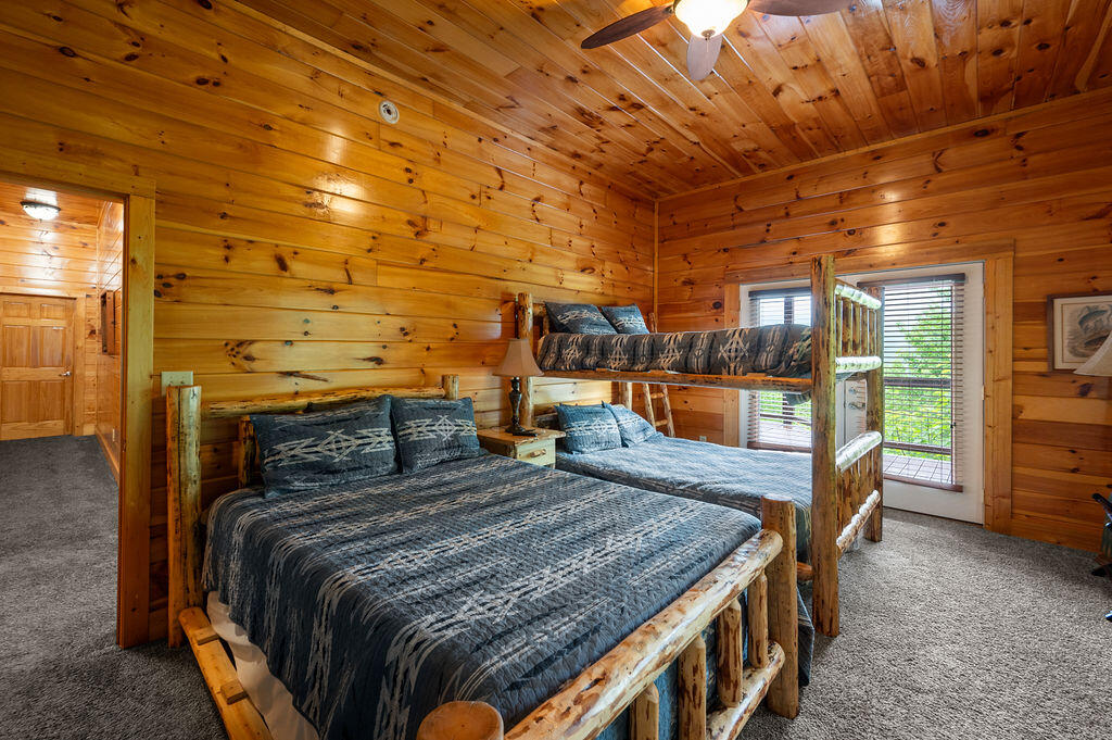725 725 Big Bear Ridge Road, Gatlinburg, Tennessee, 37738, USA, 5 Bedrooms Bedrooms, ,6 BathroomsBathrooms,Residential,For Sale,725 Big Bear Ridge Road,308006