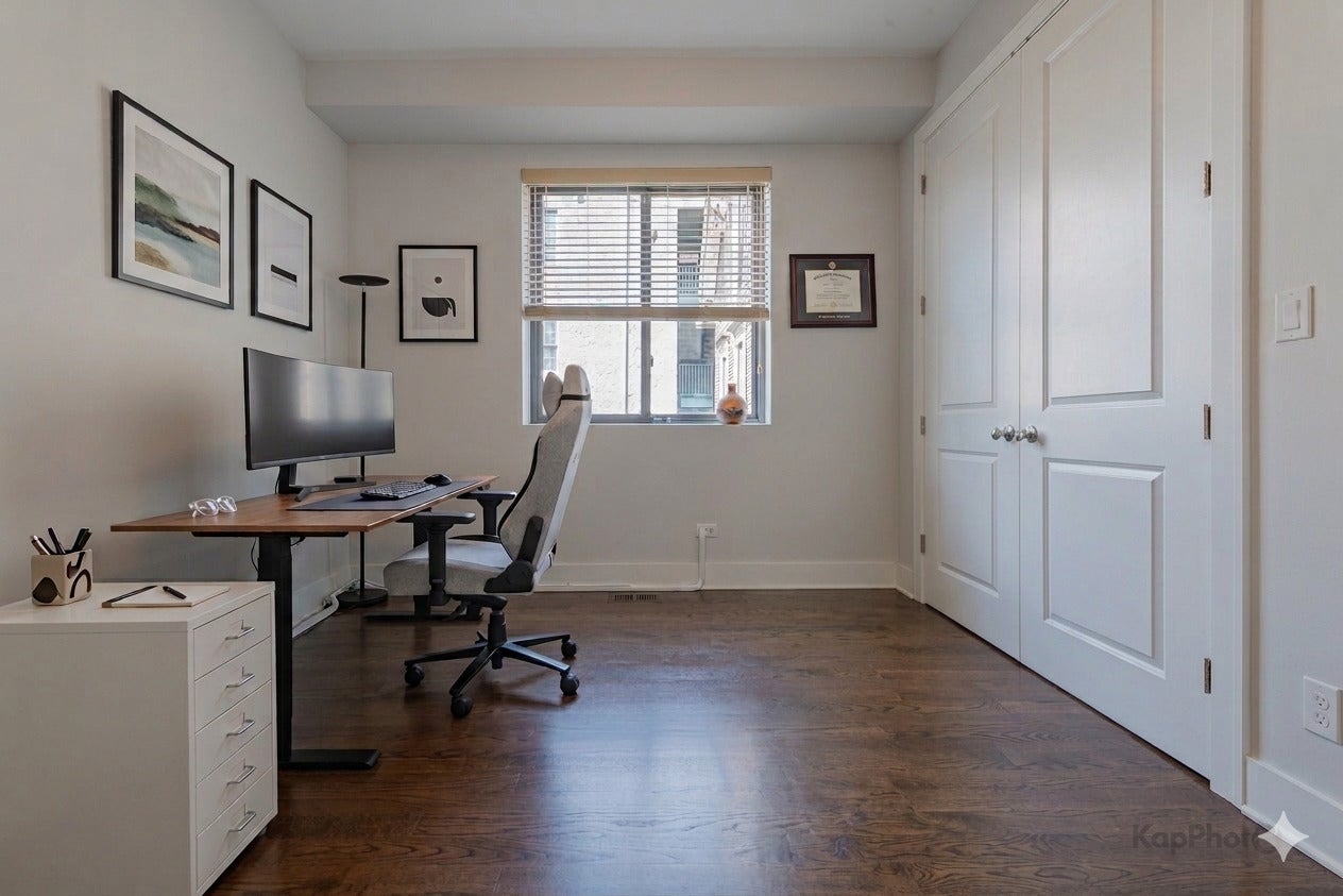 3839 3839 N Ashland Avenue #2, Chicago, Illinois, 60613, USA, 3 Bedrooms Bedrooms, ,2 BathroomsBathrooms,Residential,For Sale,3839 N Ashland Avenue #2,8c2415d9-76d4-4b30-9d1f-86ef71