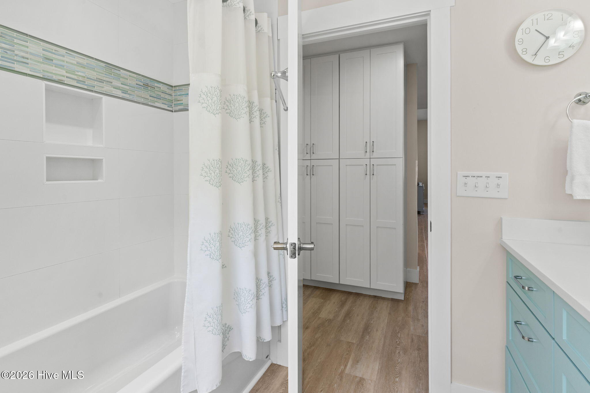 309 309 NE 41st Street, Oak Island, North Carolina, 28465, USA, 3 Bedrooms Bedrooms, ,2 BathroomsBathrooms,Residential,For Sale,309 NE 41st Street,49209beb-45bc-4bc2-9999-eeaeb4