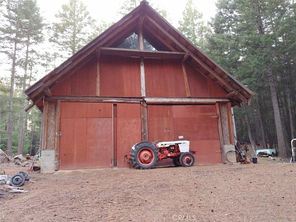 Fabulous 80 Acre Parcel with Manufactured Home and One Incredible Barn – image 2