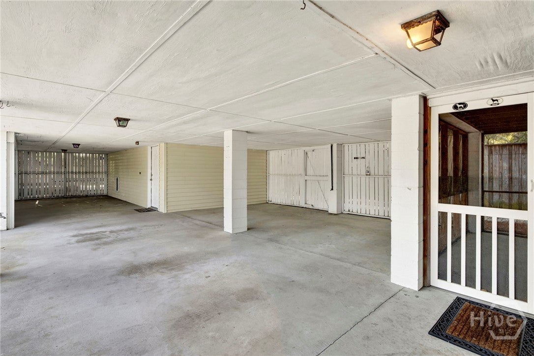 Located in the heart of Tybee Island, 407 7th Street offers the perfec – image 72