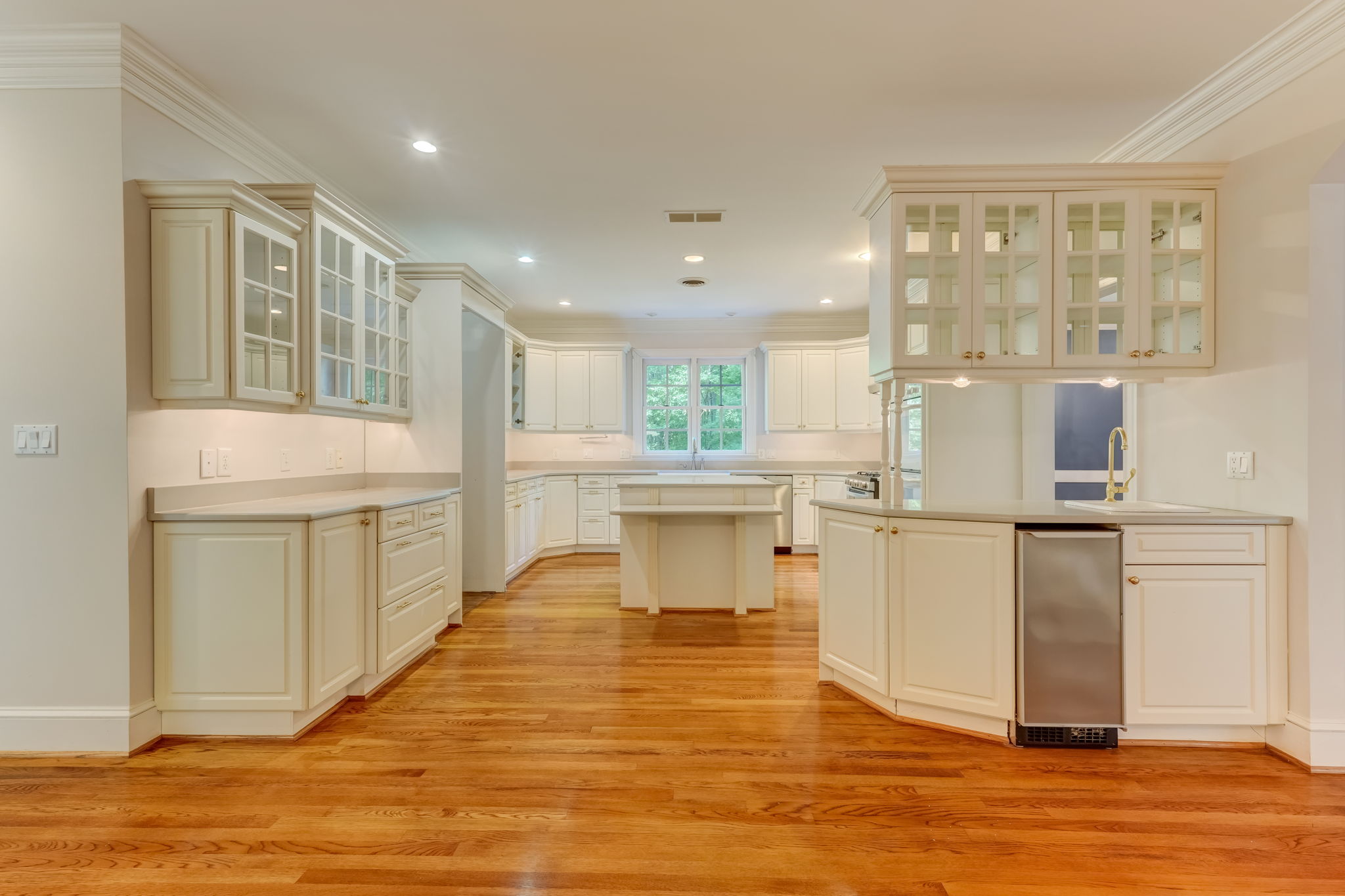 1001 1001 Benton Court, Reidsville, North Carolina, 27320, USA, 4 Bedrooms Bedrooms, ,3 BathroomsBathrooms,Residential,For Sale,1001 Benton Court,8c217206-1778-462f-8973-03fa24
