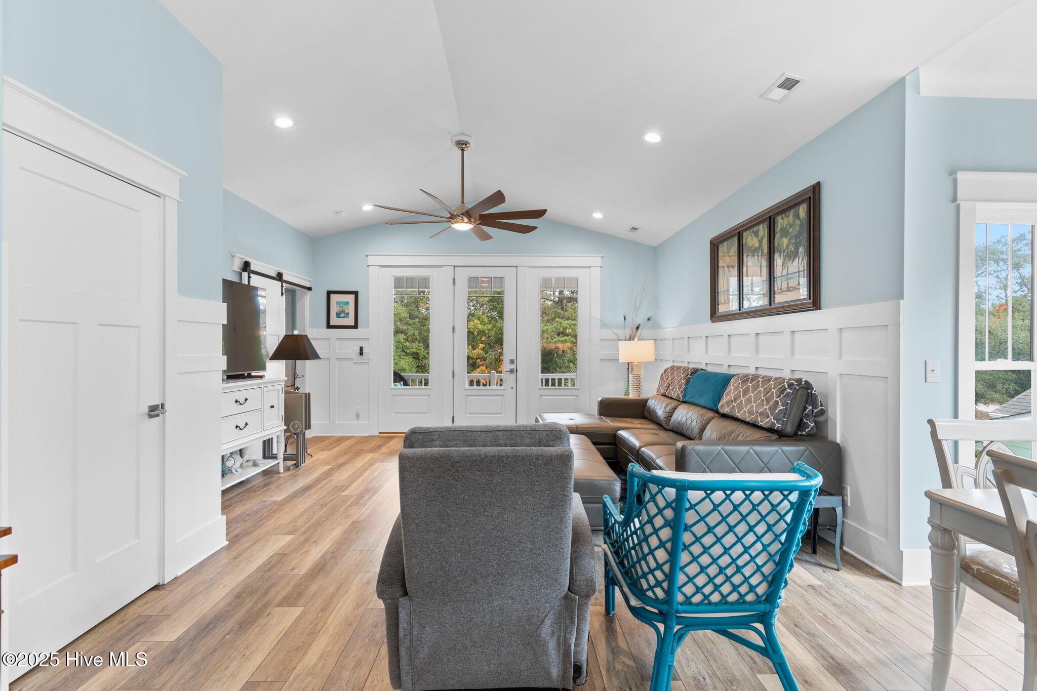 Welcome to 205 NE 59th Street, where coastal charm meets high-end craf – image 14