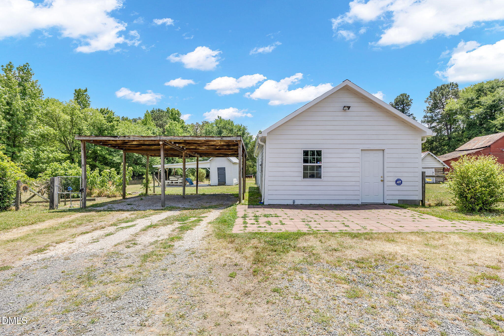 2204 2204 Us-158, Oxford, North Carolina, 27565, USA, 2 Bedrooms Bedrooms, ,2 BathroomsBathrooms,Residential,For Sale,2204 Us-158,10175135