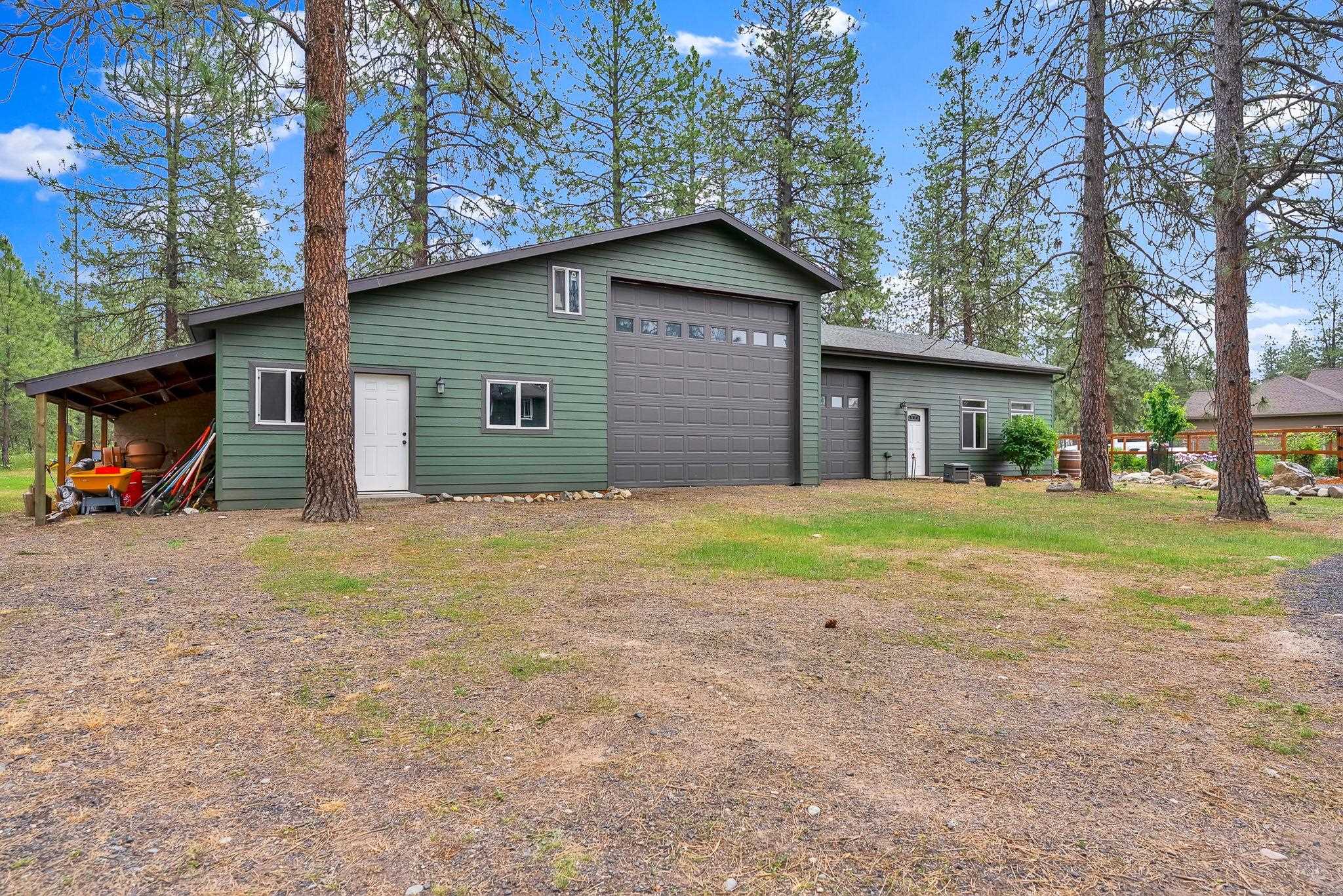 6533 6533 D Lois Way, Nine Mile Falls, Washington, 99026, USA, 4 Bedrooms Bedrooms, ,3 BathroomsBathrooms,Residential,For Sale,6533 D Lois Way,202518139