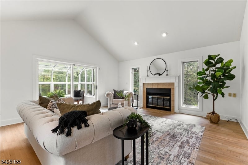 101 101 Rippling Brook Way, Bernardsville Boro, New Jersey, 07924, USA, 5 Bedrooms Bedrooms, ,6 BathroomsBathrooms,Residential,For Sale,101 Rippling Brook Way,577f9cd8-fa0c-47f1-aac6-9fba50