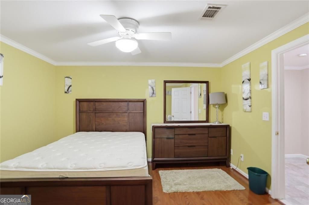 Seller willing to contribute up to $15,000 in seller concessions with – image 29