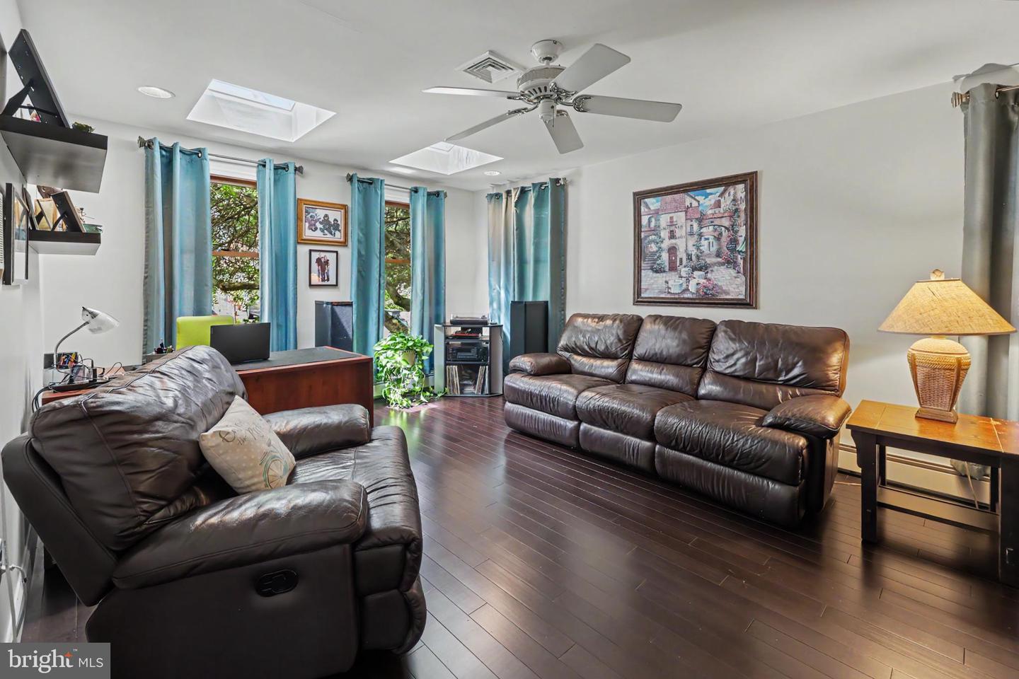 Located in the Ridley school district, dont wait to see this spacious, – image 8