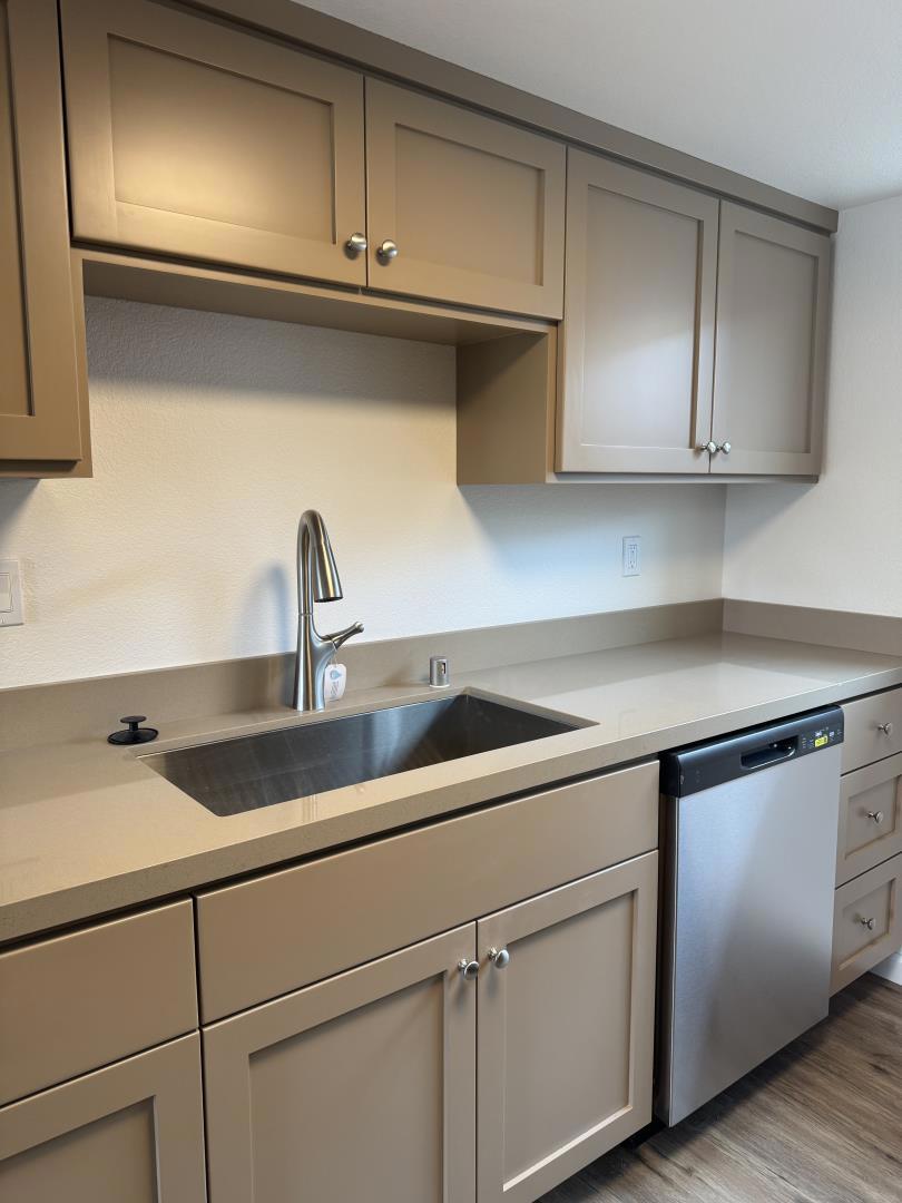 PRICE REDUCTION! Welcome to this charming home in the 55+ community in – image 15