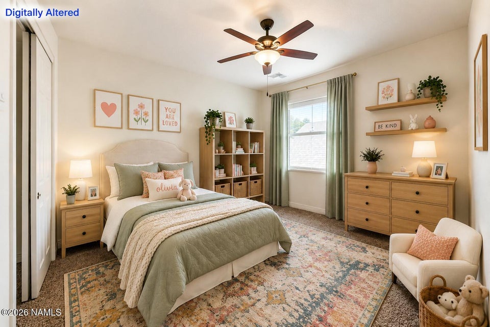 Mountain views, dual primary suites, and Flagstaff living at its fines – image 35