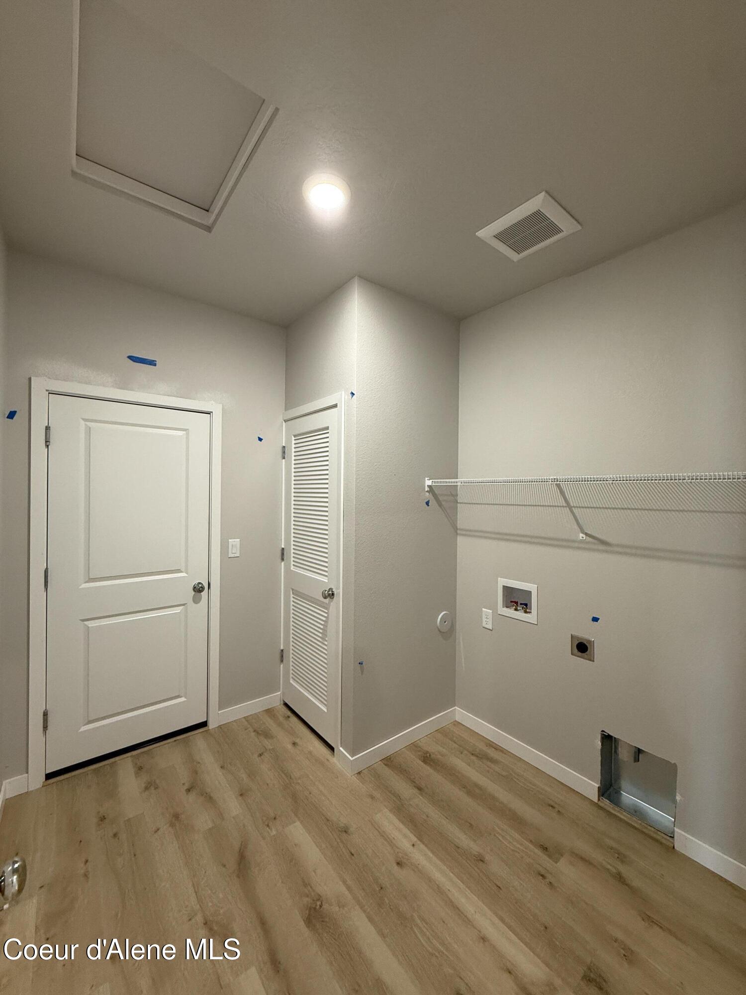 JUNE COMPLETION - 4 car garage! Highly sought after single story Whit – image 9