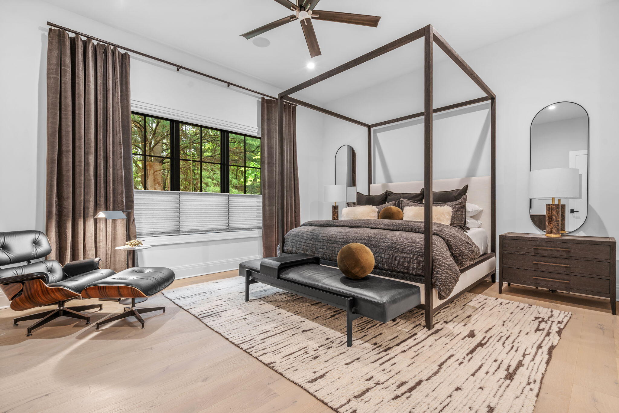 Behind the private gates of Gaslight Estates sits this exceptional, cu – image 9