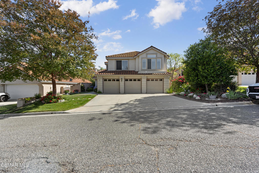 758 758 Cranmont Court, Simi Valley, California, 93065, USA, 5 Bedrooms Bedrooms, ,3 BathroomsBathrooms,Residential,For Sale,758 Cranmont Court,226002662