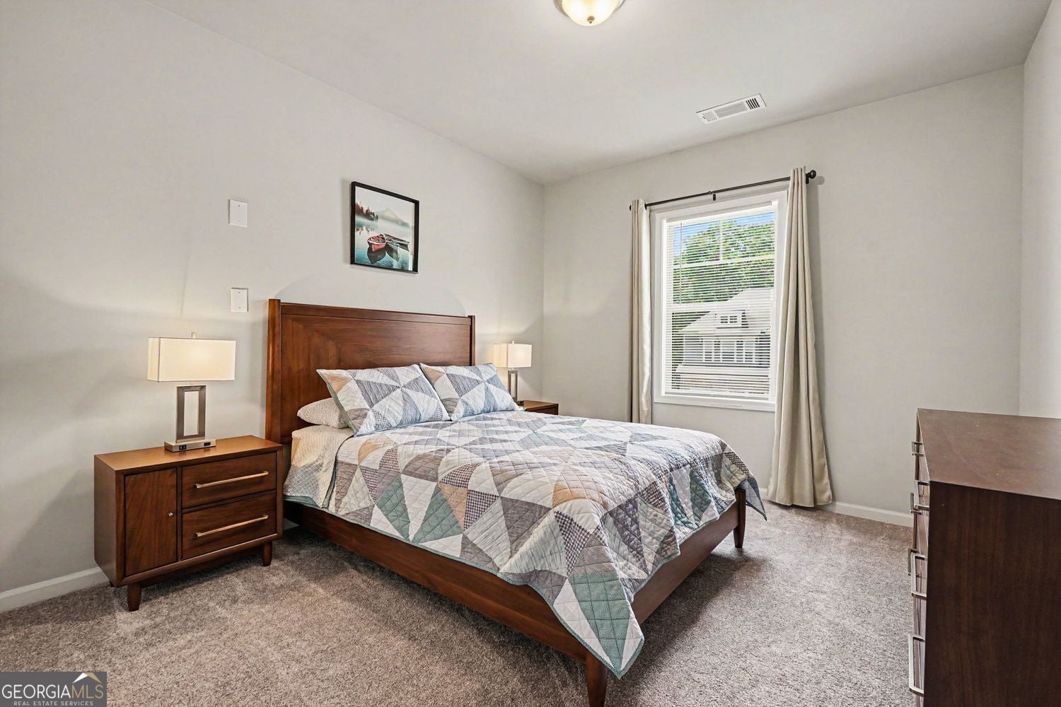 This 2,807 SF, 4-bedroom, 2.5-bath home is nestled in a vibrant commun – image 25