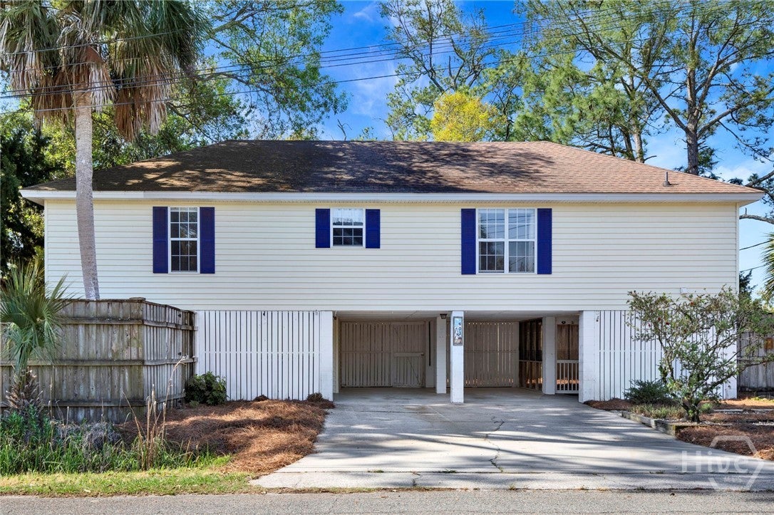 Located in the heart of Tybee Island, 407 7th Street offers the perfec – image 46