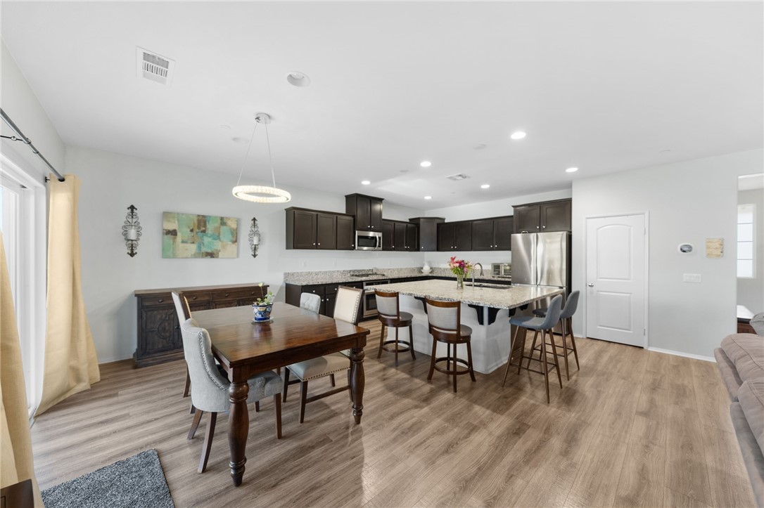 28812 28812 Triple C Ranch, Murrieta, California, 92563, USA, 5 Bedrooms Bedrooms, ,4 BathroomsBathrooms,Residential,For Sale,28812 Triple C Ranch,997c72e0-af47-4ed0-8440-8bb3fd