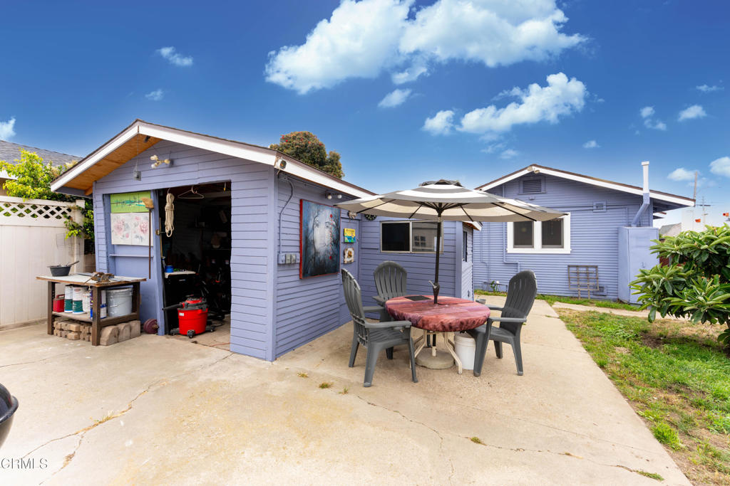 1813 1813 Ocean Avenue, Ventura, California, 93001, USA, 3 Bedrooms Bedrooms, ,1 BathroomBathrooms,Residential,For Sale,1813 Ocean Avenue,V1-35695