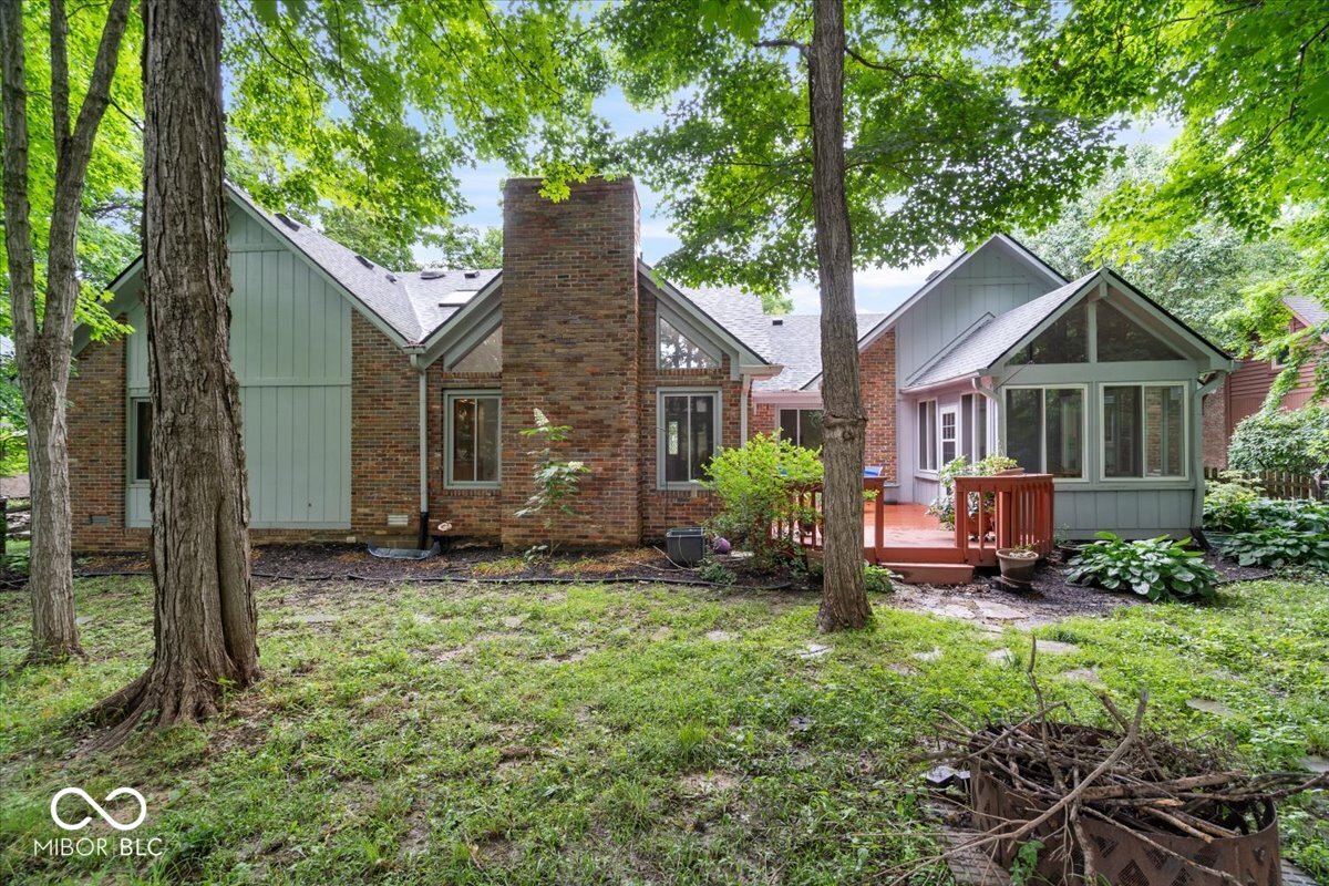 Updates galore in desirable Feather Cove III! Nestled on a half-acre w – image 39