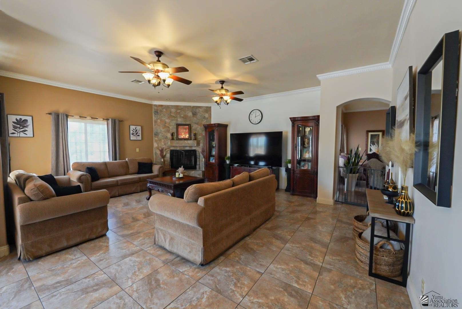 4074 4074 S AVE 5 1/2 E, Yuma, Arizona, 85365, USA, 5 Bedrooms Bedrooms, ,4 BathroomsBathrooms,Residential,For Sale,4074 S AVE 5 1/2 E,20260686