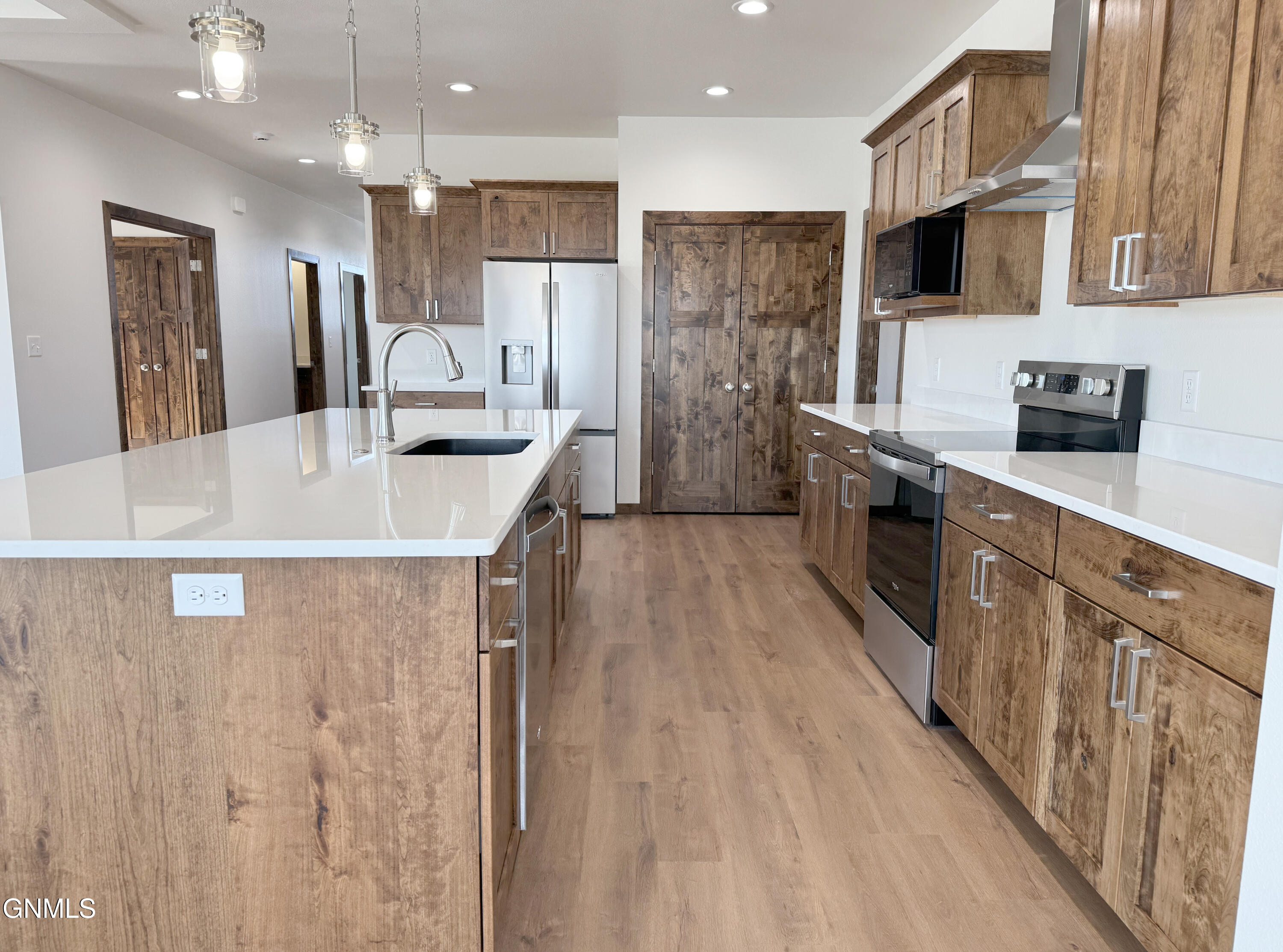 New construction NO STEPS PATIO HOME by Sattler Homes! This quality bu – image 8
