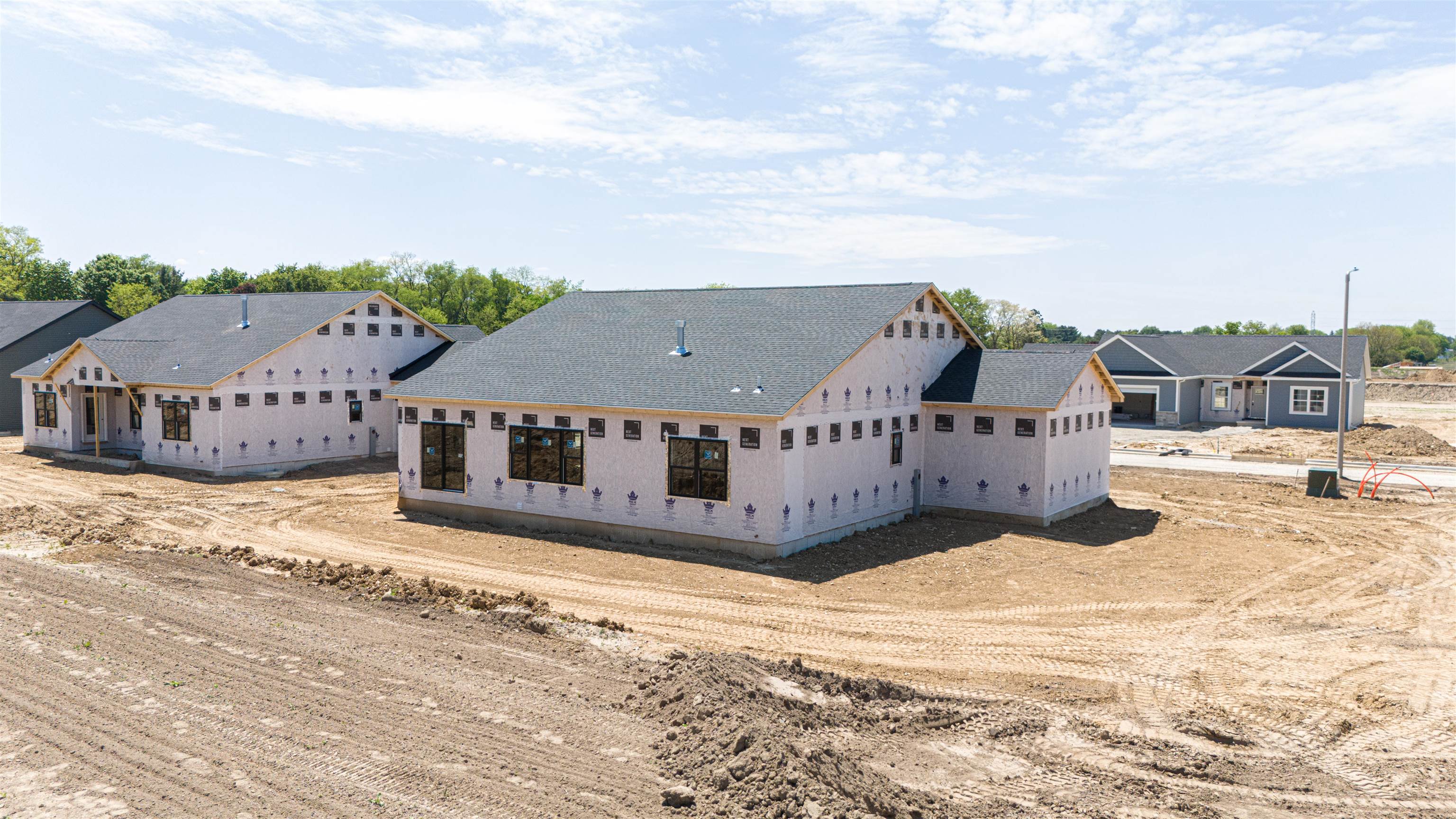 Estimated Completion August, 2026. New split-bedroom farmhouse ranch b – image 6