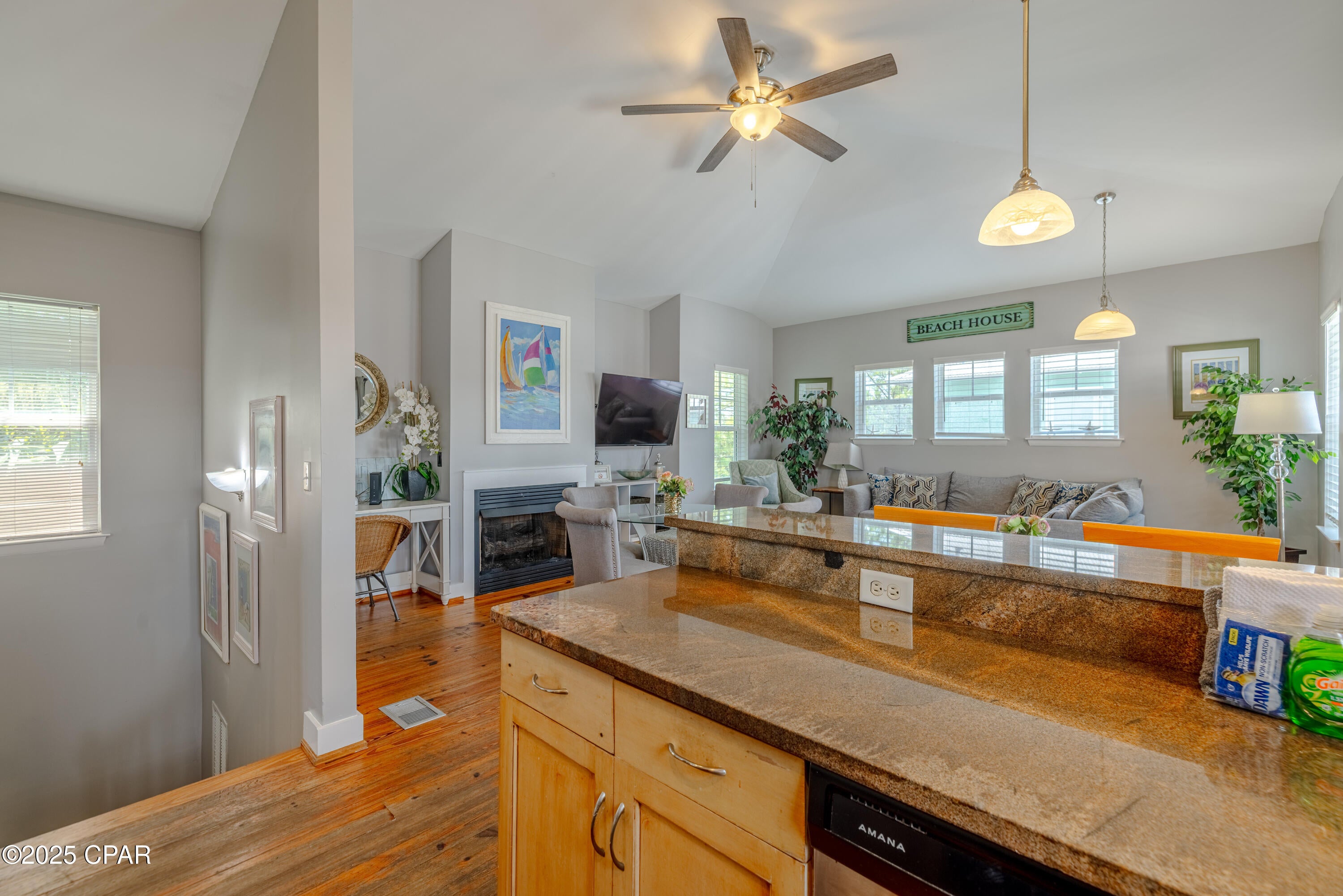 8410 8410 Thomas Drive #4, Panama City Beach, Florida, 32408, USA, 3 Bedrooms Bedrooms, ,3 BathroomsBathrooms,Residential,For Sale,8410 Thomas Drive #4,3431543e-7a5e-4c77-9e52-c68cfa