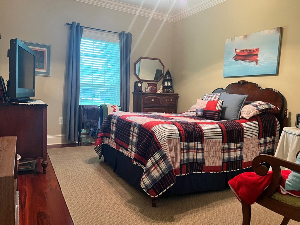Welcome to 12 Fairway Dr! Experience elevated living in this stunning – image 11