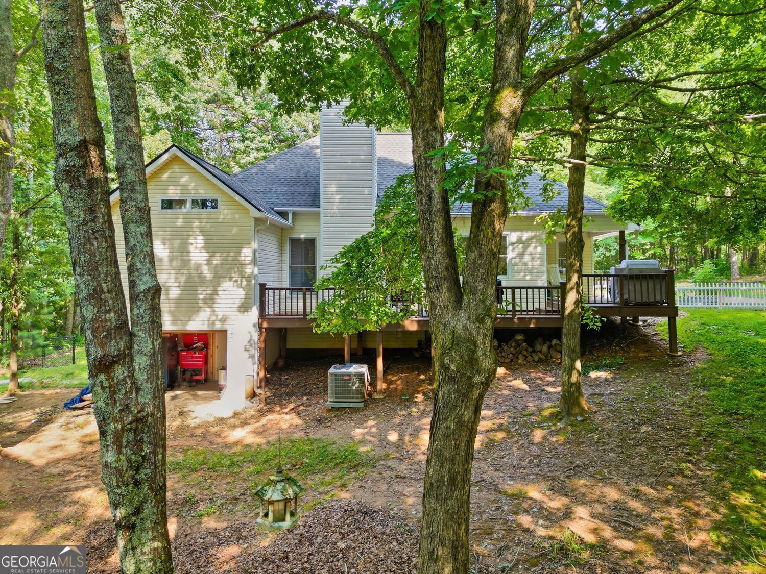 Peaceful Country Living with Modern Convenience on 2.28 Private Acres! – image 46