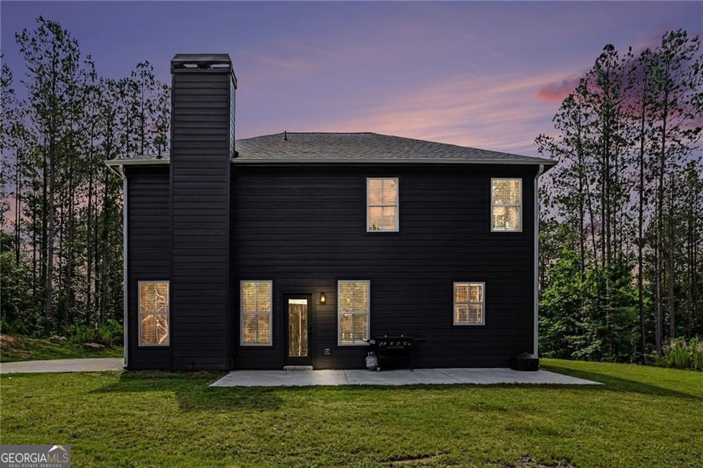 Nestled on 14.38 acres in the countryside, this beautiful 5-bedroom, 3 – image 28