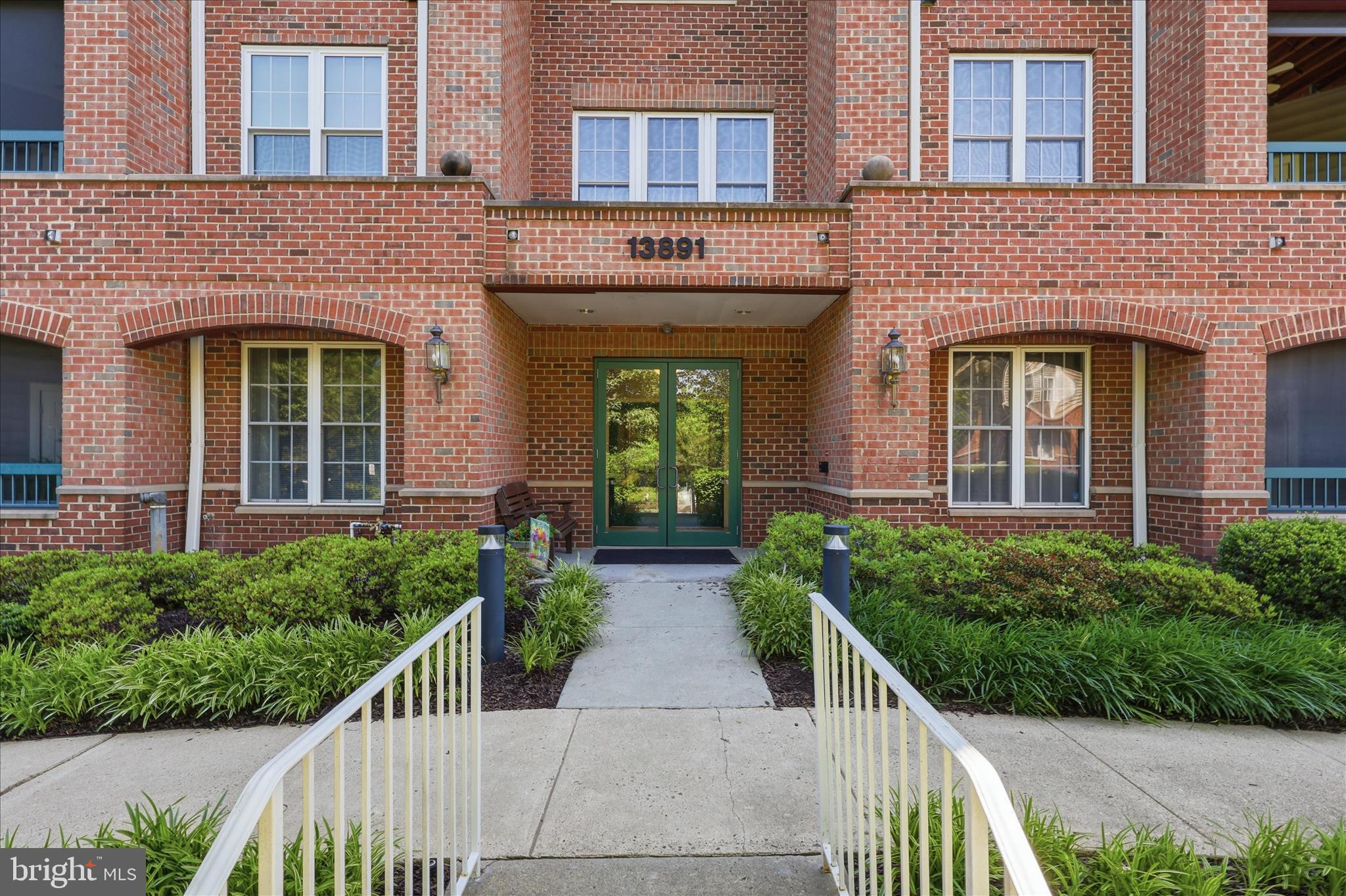13891 13891 Chelmsford Drive Unit# 304, Gainesville, Virginia, 20155, USA, 3 Bedrooms Bedrooms, ,3 BathroomsBathrooms,Residential,For Sale,13891 Chelmsford Drive Unit# 304,85c99ee6-9777-4a1c-8fb7-e50e11