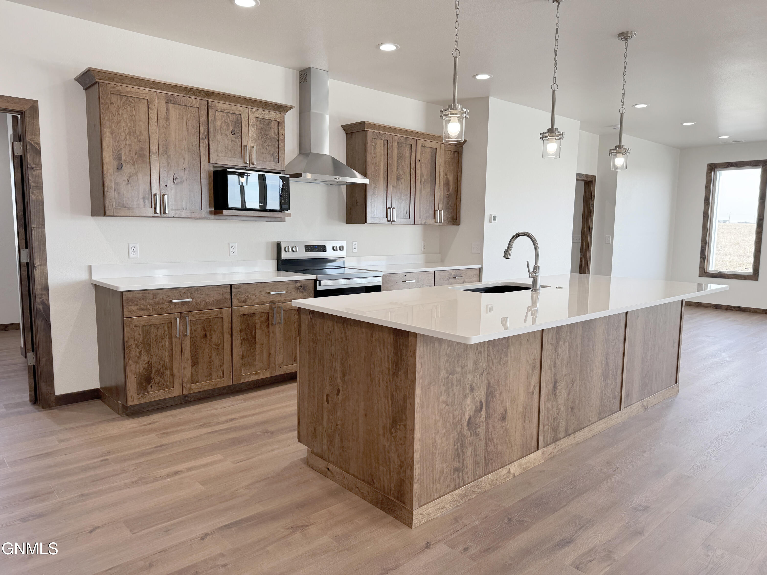 New construction NO STEPS PATIO HOME by Sattler Homes! This quality bu – image 35