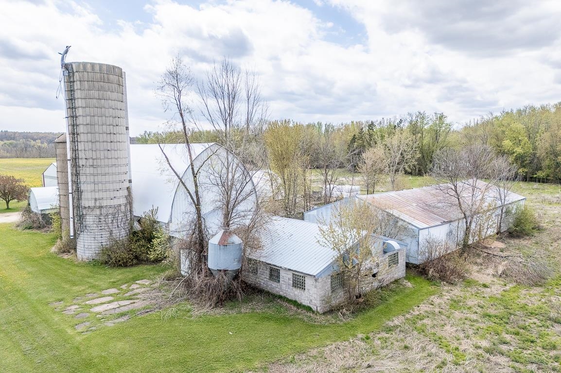 N5201 Lower Road, Shiocton, Wisconsin, 54170-9132, USA, 3 Bedrooms Bedrooms, ,2 BathroomsBathrooms,Residential,For Sale,N5201 Lower Road,86ab8ace-a03c-4b7b-9366-5f3e37