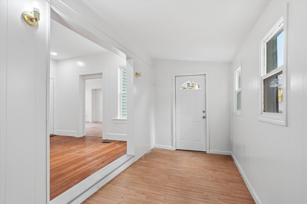 Opportunity awaits at 52 Hamilton Ave - a well-maintained 2-family off – image 11
