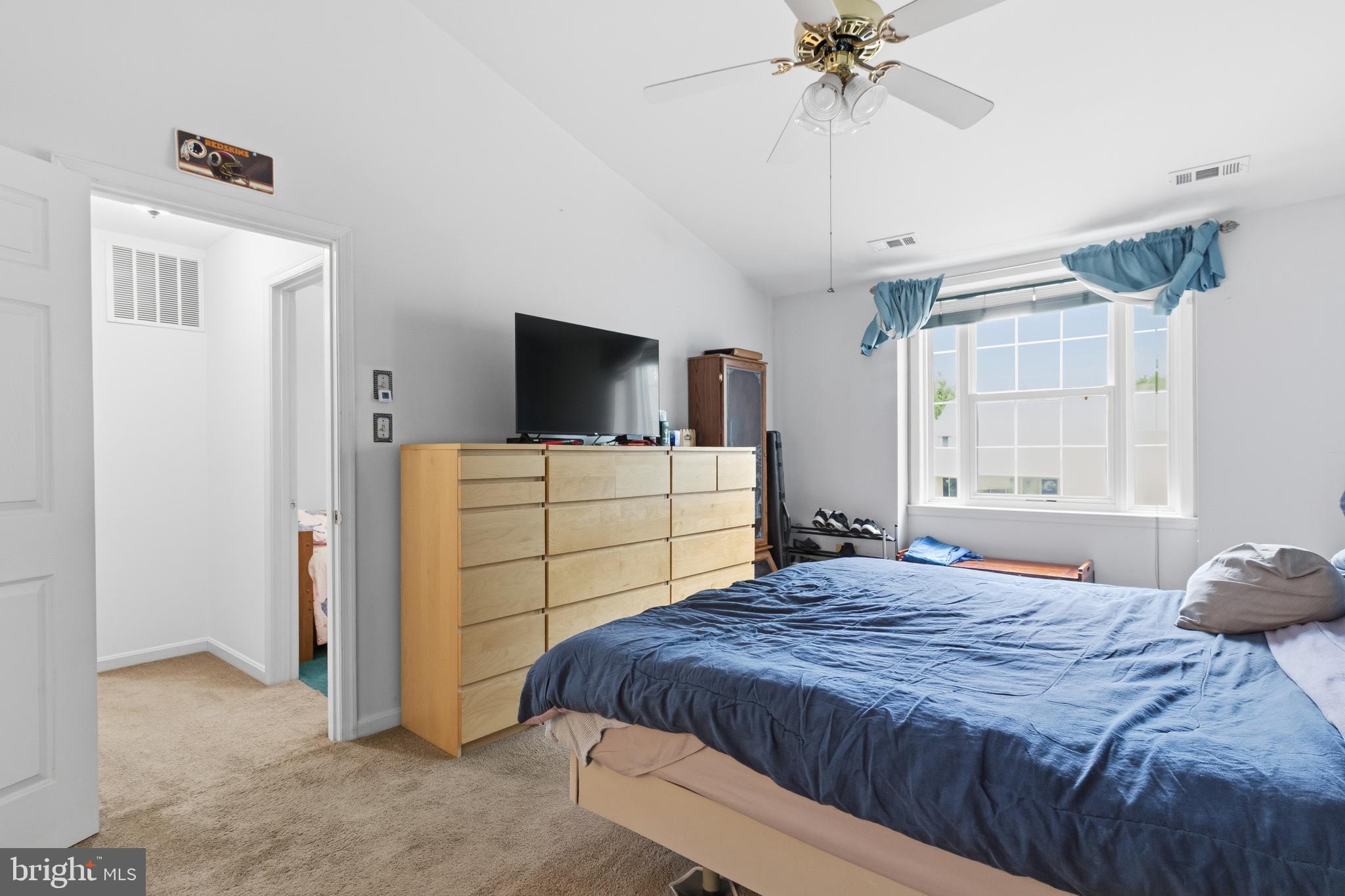Look for our OPEN HOUSE this Saturday 12-3 PM.This well established be – image 25