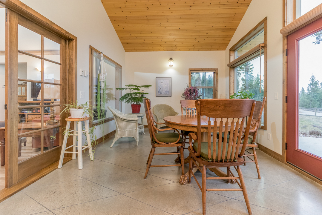 427 427 Wood Duck Lane, Bonners Ferry, Idaho, 83805, USA, 3 Bedrooms Bedrooms, ,2 BathroomsBathrooms,Residential,For Sale,427 Wood Duck Lane,cc178308-f014-4d2e-ac5a-8c284a