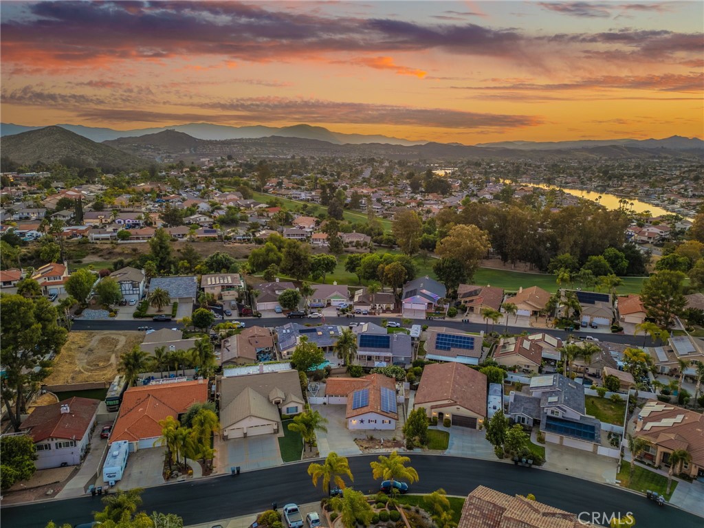 30265 30265 Buck Tail Drive, Canyon Lake, California, 92587, USA, 3 Bedrooms Bedrooms, ,2 BathroomsBathrooms,Residential,For Sale,30265 Buck Tail Drive,SW26094456