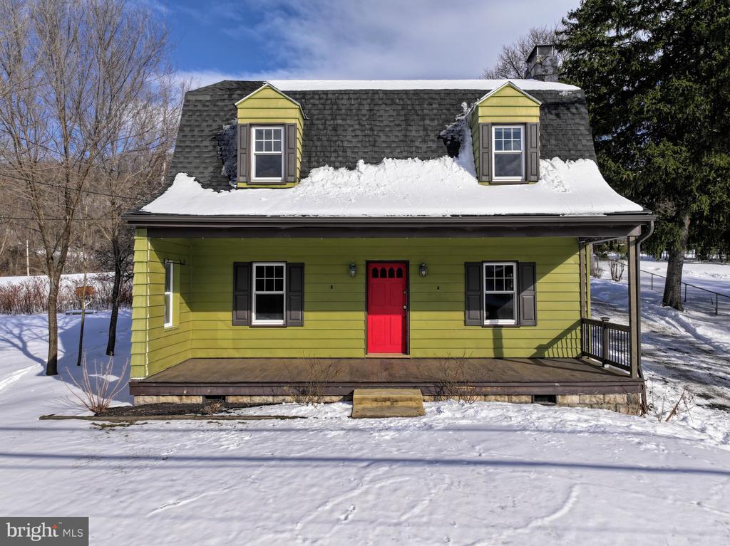 Business 220 , Bedford, PA 15522