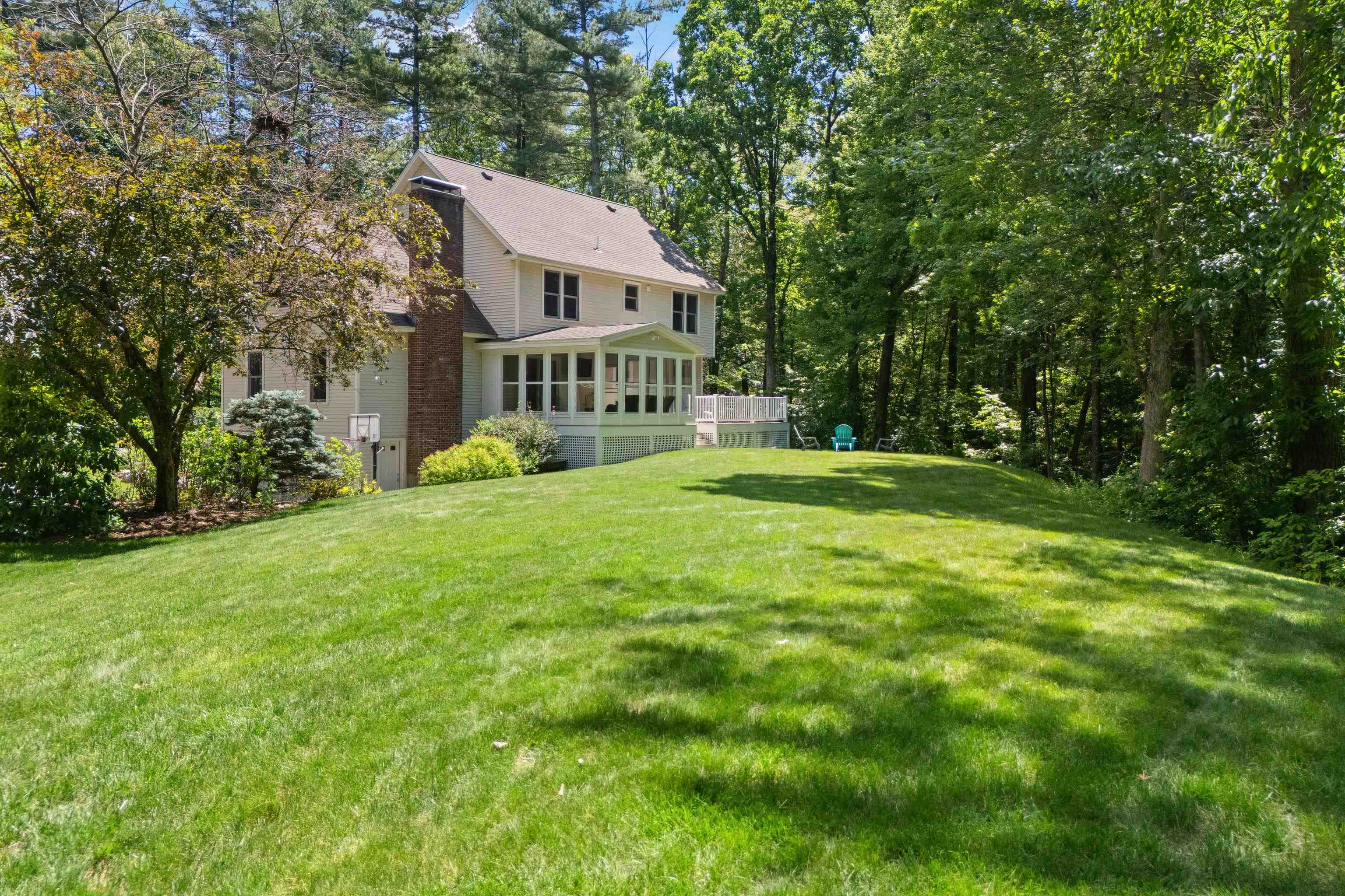 7 7 Premier Drive, Londonderry, New Hampshire, 03053, USA, 4 Bedrooms Bedrooms, ,3 BathroomsBathrooms,Residential,For Sale,7 Premier Drive,5096108