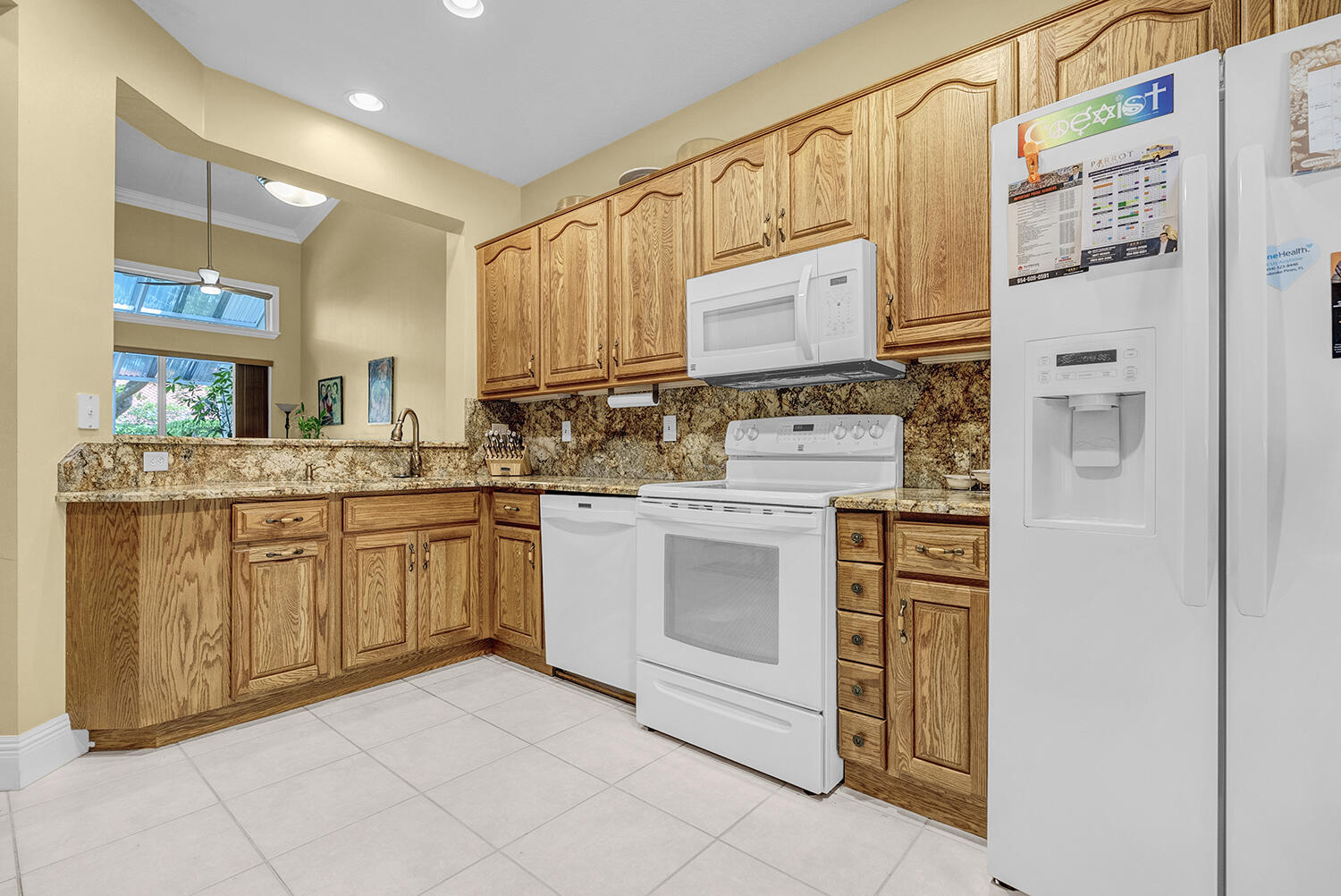 Welcome to Heron Bay, a beautiful and desirable gated community offeri – image 14