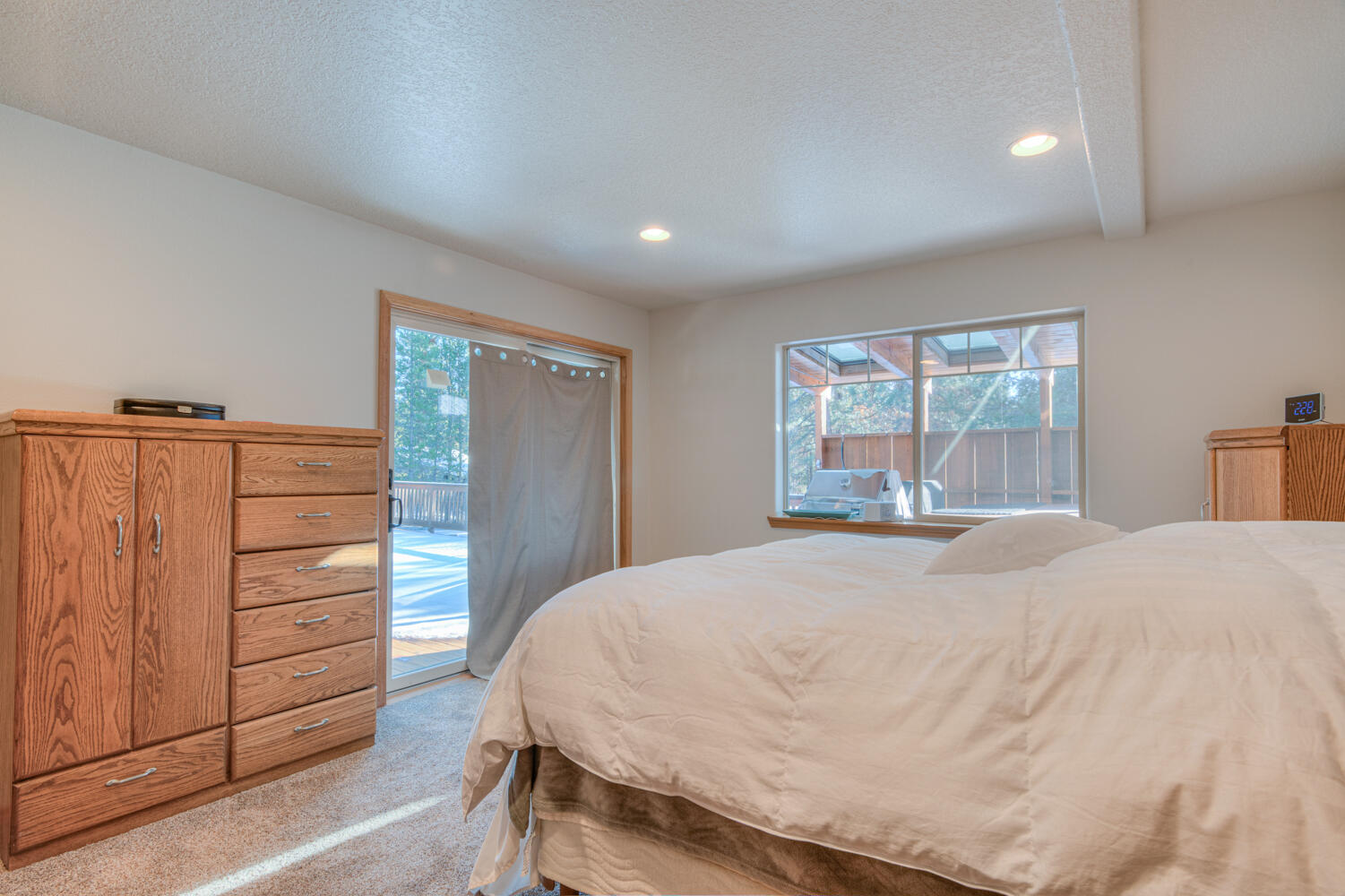 17879 17879 Kodiak Lane, Bend, Oregon, 97707, USA, 5 Bedrooms Bedrooms, ,3 BathroomsBathrooms,Residential,For Sale,17879 Kodiak Lane,220213741