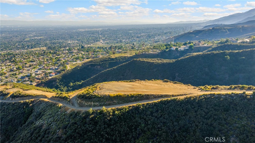 This is a large development project to build out 4 Luxury view homes. – image 6